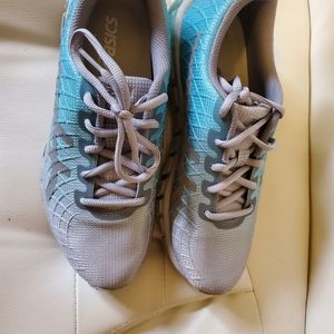 Like new ASICS